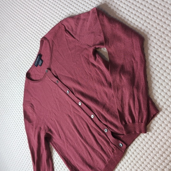 SOLD Ann Taylor sweater cardigan vintage Italian Merino Wool size S - Picture 5 of 10